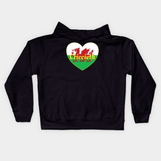 Criccieth Wales UK Wales Flag Heart Kids Hoodie